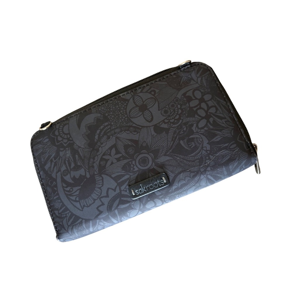 Sakroots Artist Wallet Black Floral‎ Mandala Print Hippie Boho Minimalist Clutch